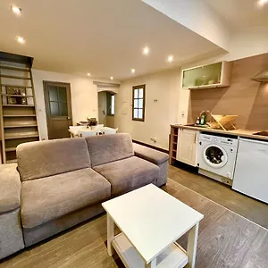 Superbe 2p Mezzanine Au Coeur Du Vieil Appartement